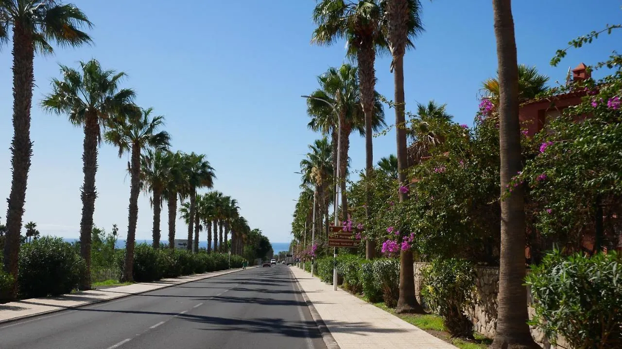 Sungolf Apartman San Miguel de Abona Appartamento